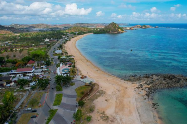 pantai kuta lombok